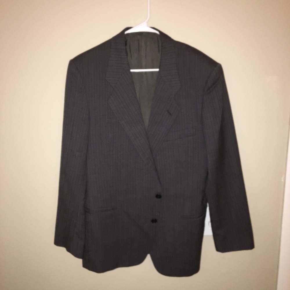 🔥SALE🔥 Giorgio Armani suit jacket in good cond